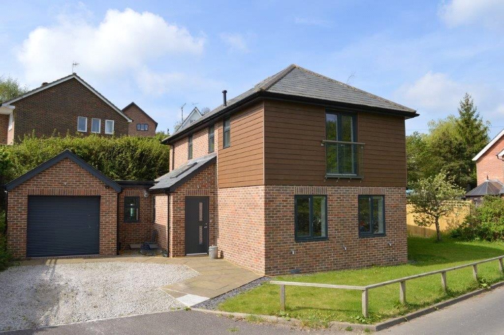 Wadhurst, East Sussex, 3 bedroom, Detached House